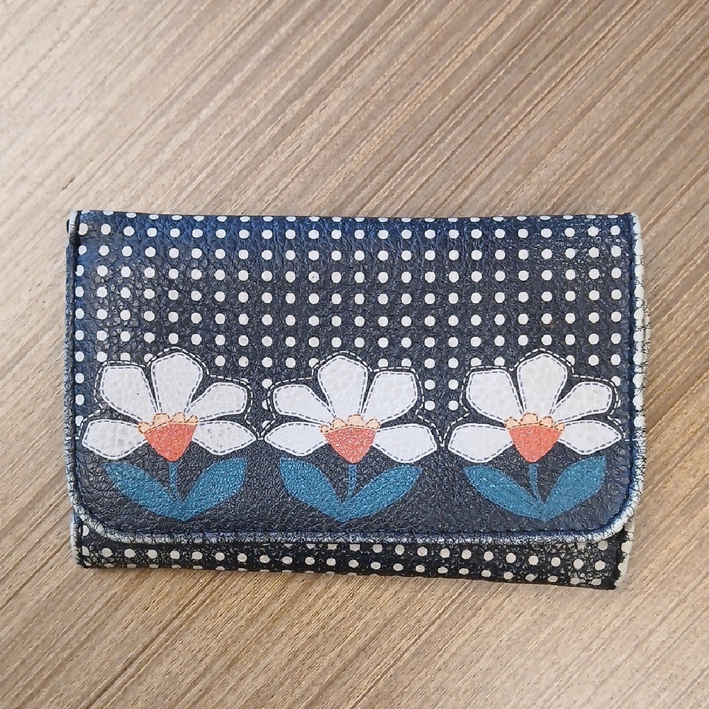 RELIC Trifold Flower Wallet